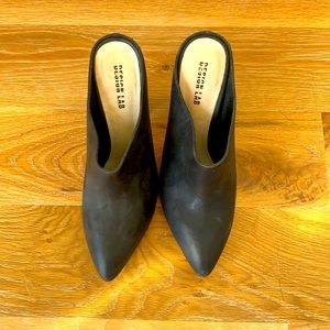 Design lab black leather Mules.